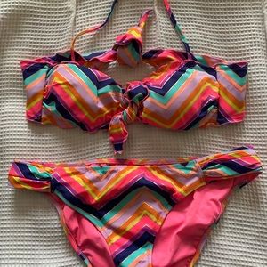 Bikini, like new. Top is size medium and bottom is size large.